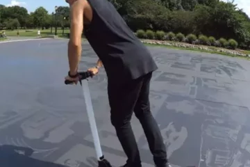 can you do tricks on an electric scooter