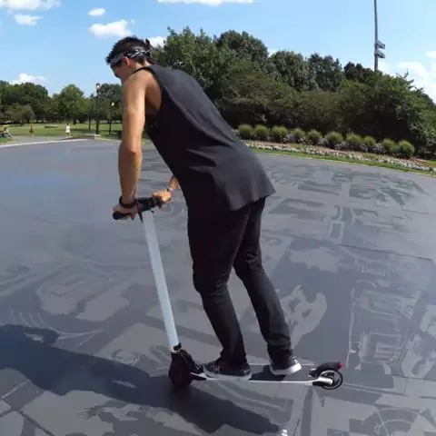 can you do tricks on an electric scooter