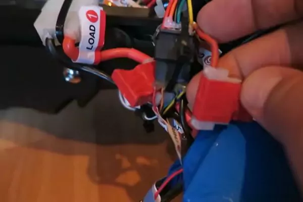 electric scooter circuit breaker
