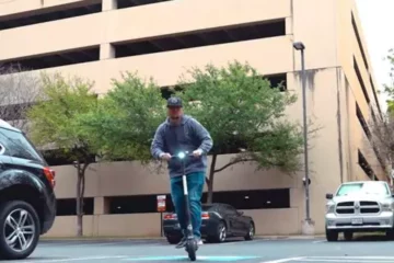 how fast does a bird scooter go