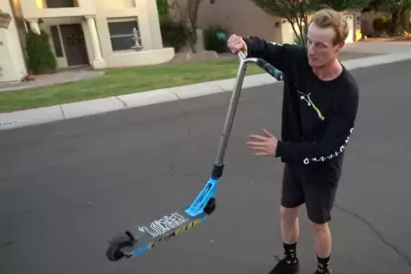 how to whip a scooter