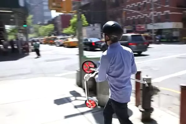 traveling with a kick scooter