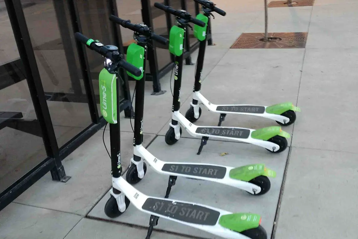 Why is the Green Light Flashing on My Mobility Scooter